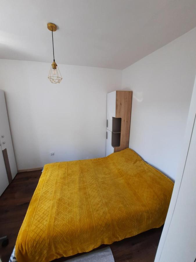 Апартаменты Apartament Zorzy Przy Instytucie Kardiologii Anin Варшава Экстерьер фото