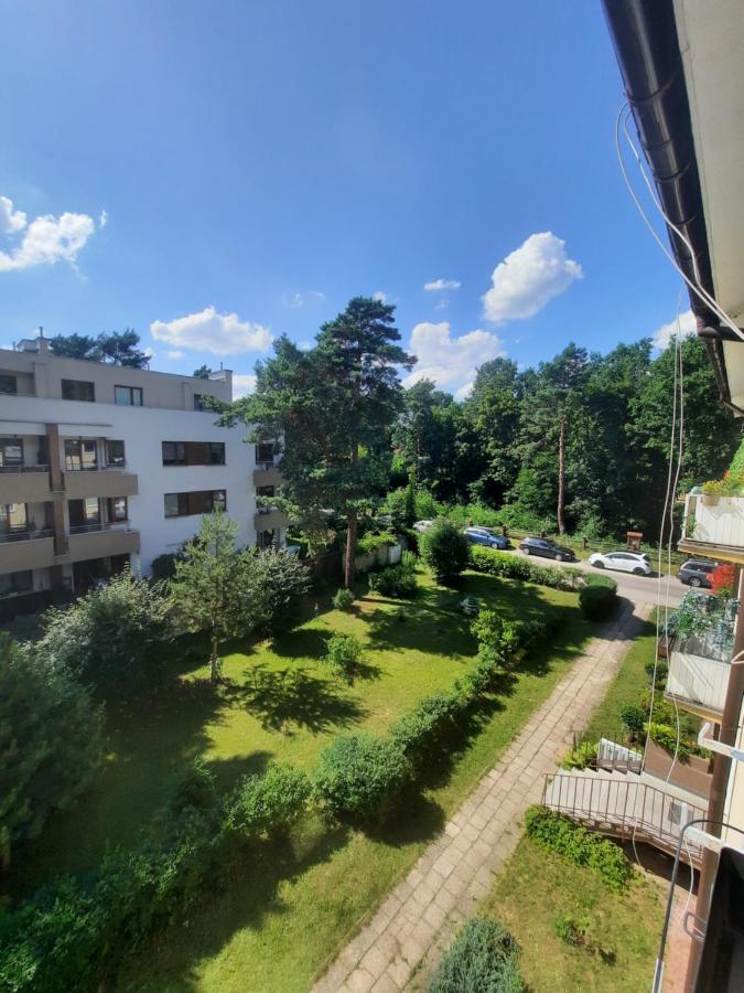 Апартаменты Apartament Zorzy Przy Instytucie Kardiologii Anin Варшава Экстерьер фото