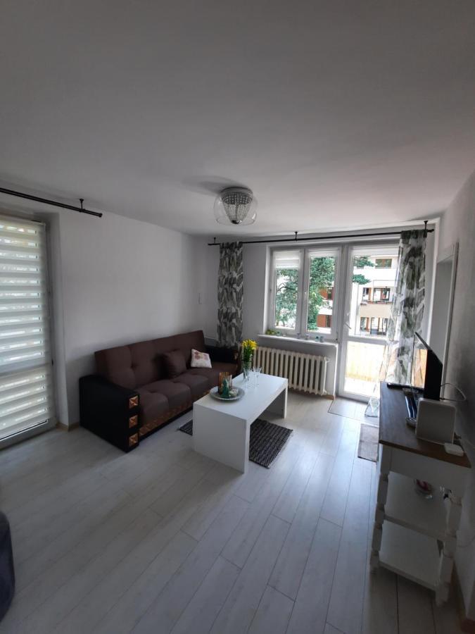 Апартаменты Apartament Zorzy Przy Instytucie Kardiologii Anin Варшава Экстерьер фото