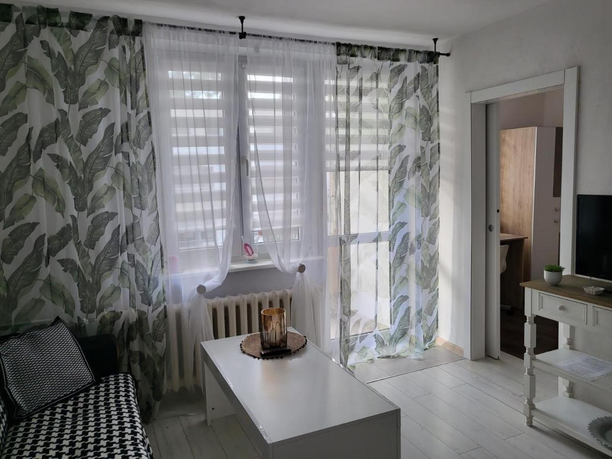 Апартаменты Apartament Zorzy Przy Instytucie Kardiologii Anin Варшава Экстерьер фото